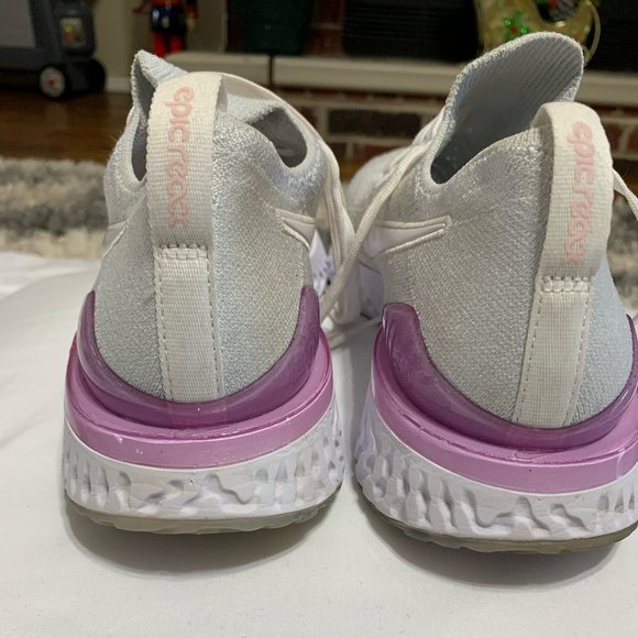 Nike Epic React Flyknit 2 Running Shoes (Women's 10) - Picture 5 of 5